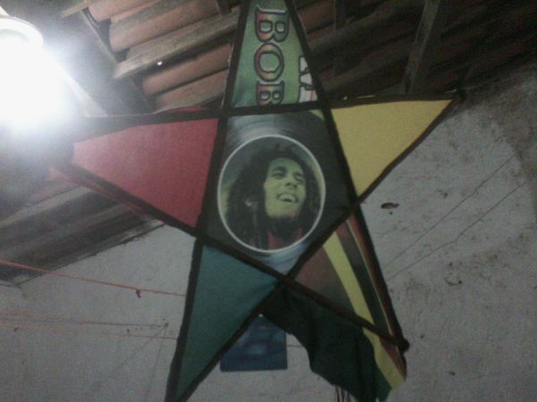 luminária color bob marley